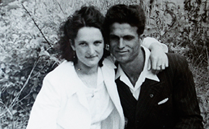 Juan conoció a su mujer en un baile y se casaron en 1947.